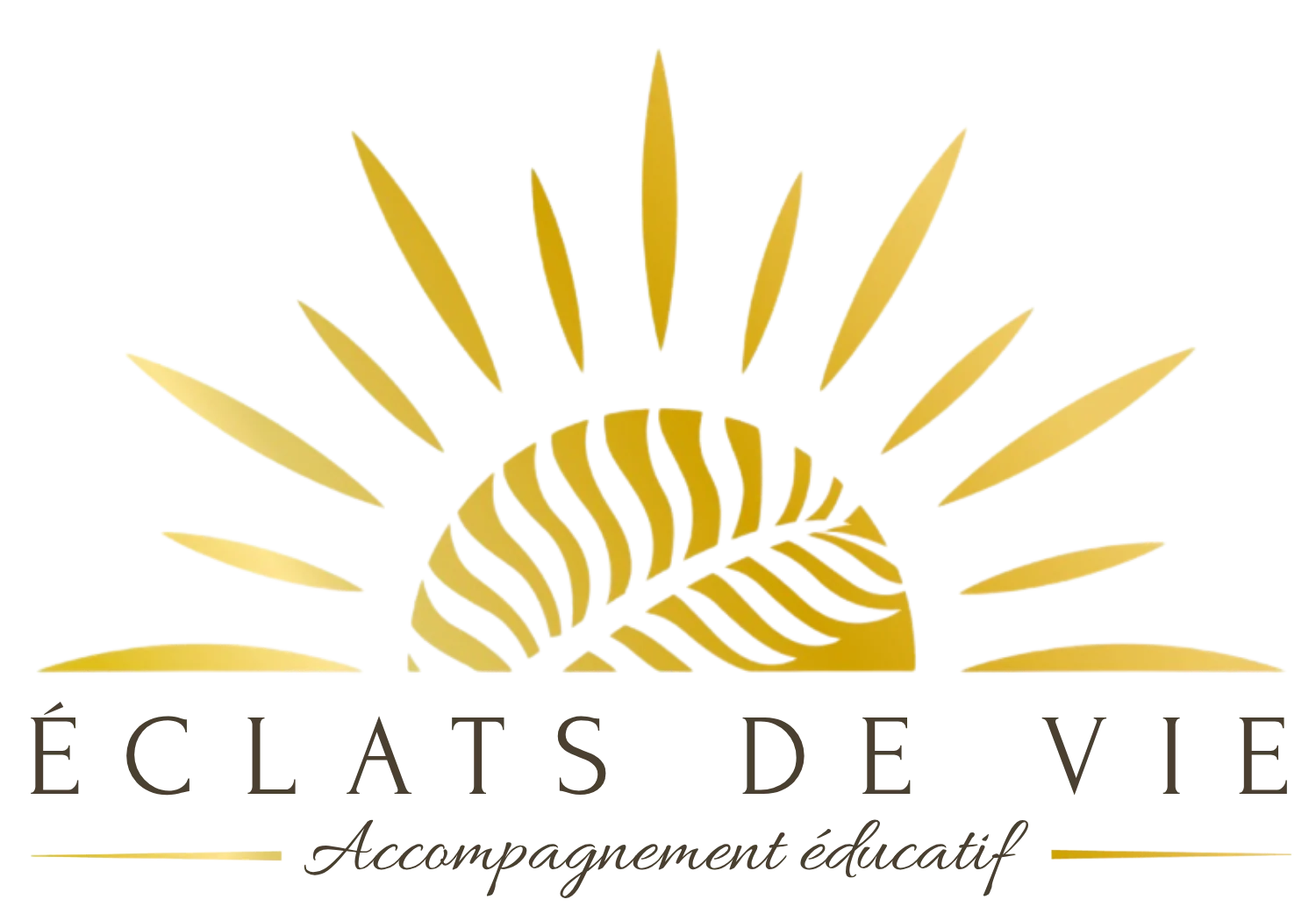 Logo "Éclats de Vie - Accompagnement éducatif" composé de texte et d'un demi soleil doré orné d'une feuille de plante.